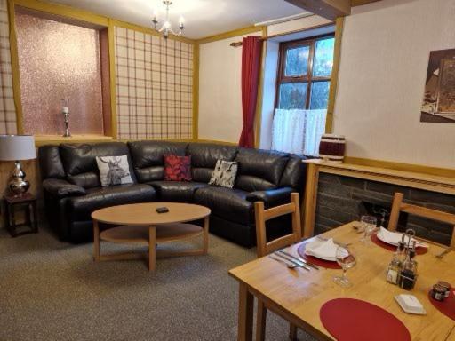 Ty Llew Hotel Llandysilio Luaran gambar